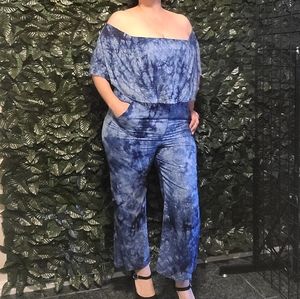 Jumpsuit women blue pullover size small and medium elastic pockets